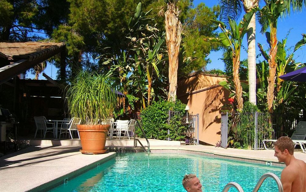 Triangle Inn - Clothing Optional Resort For Men Palm Springs Exterior photo