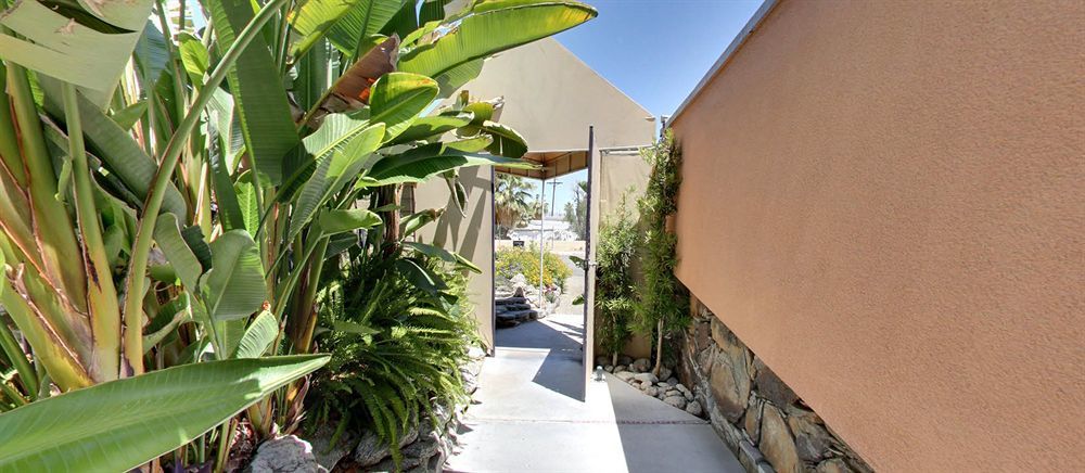 Triangle Inn - Clothing Optional Resort For Men Palm Springs Exterior photo